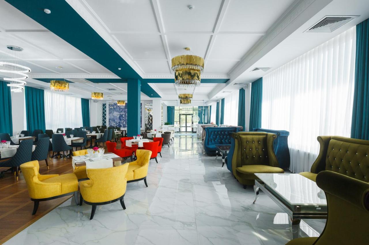 Beluga Hotel Atyrau Exterior photo